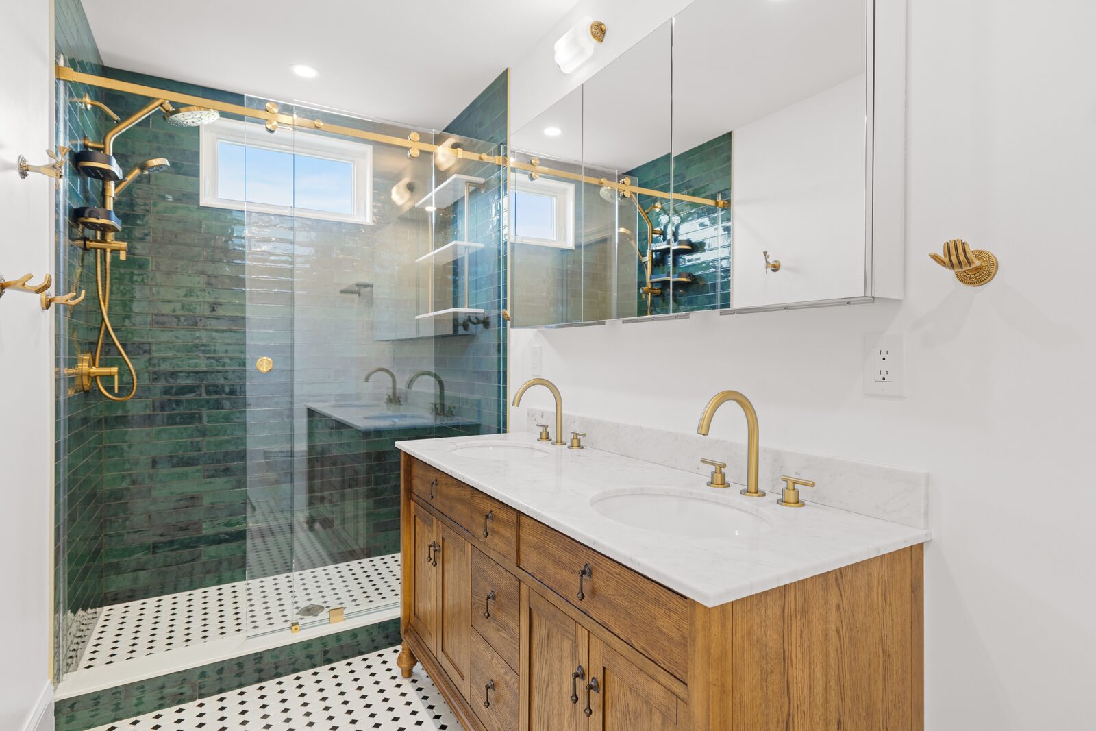 Savin Hill Residence, Dorchester